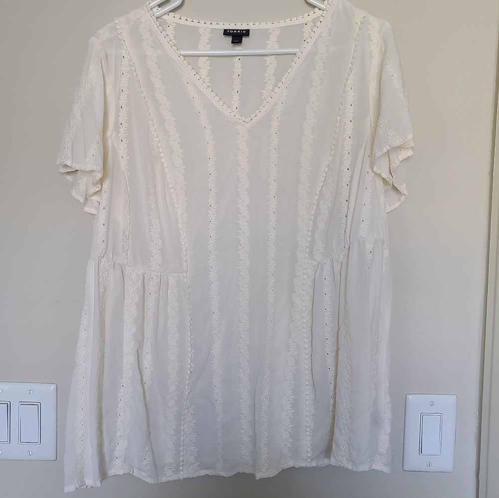 Torrid Ivory Embroidered Top
